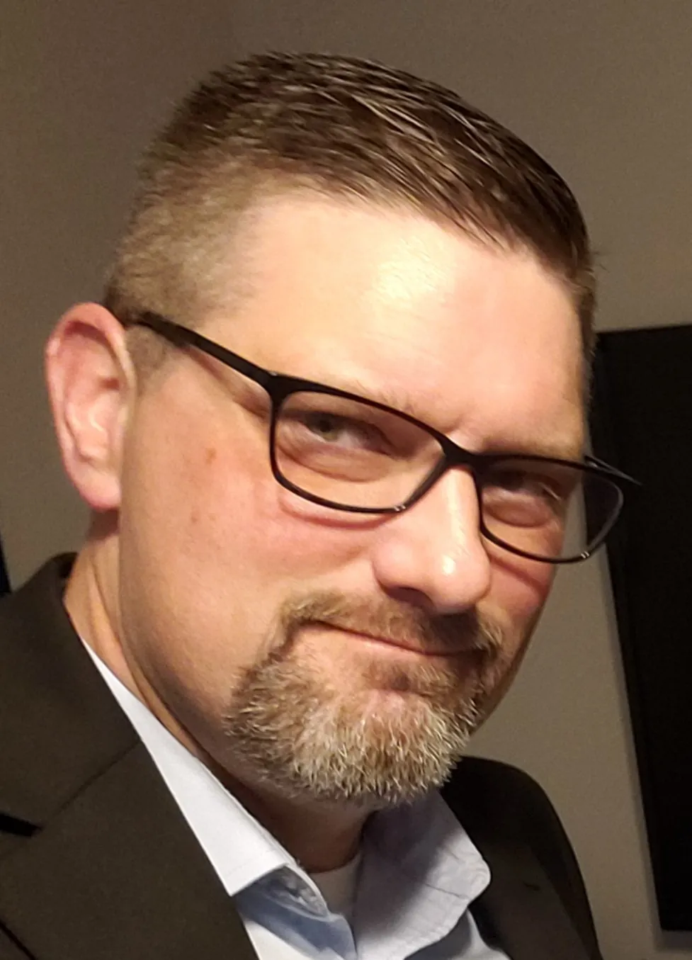 Jason L. Albregts headshot