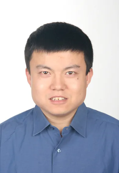 LinLin Tian headshot