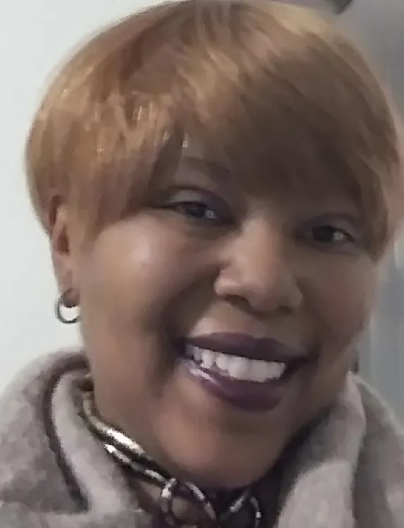 Cynthia Shaffer headshot