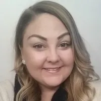 Nichole Collier headshot