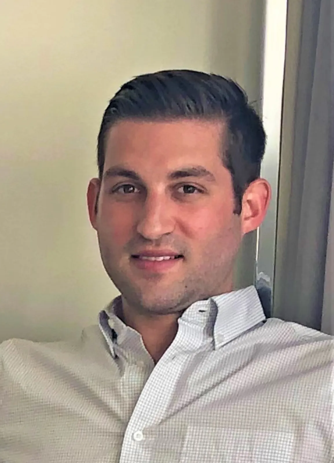 Alec Goodhart headshot
