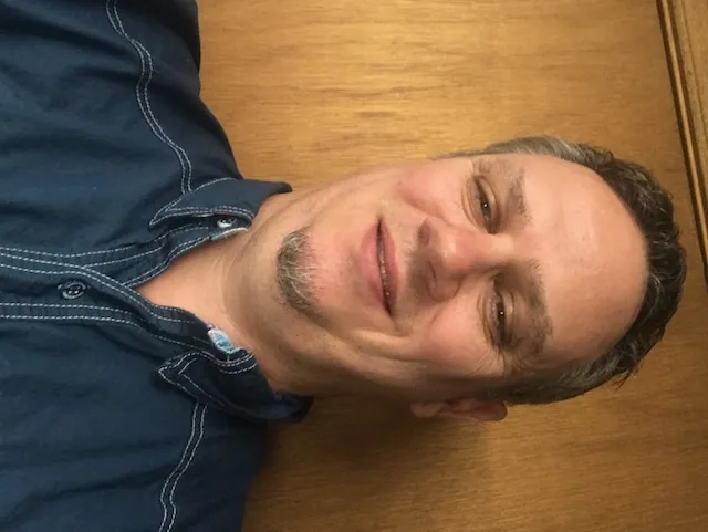 Andrew Erbe headshot