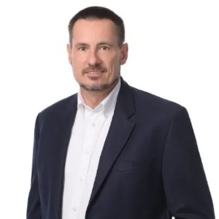 Marvin Pace headshot
