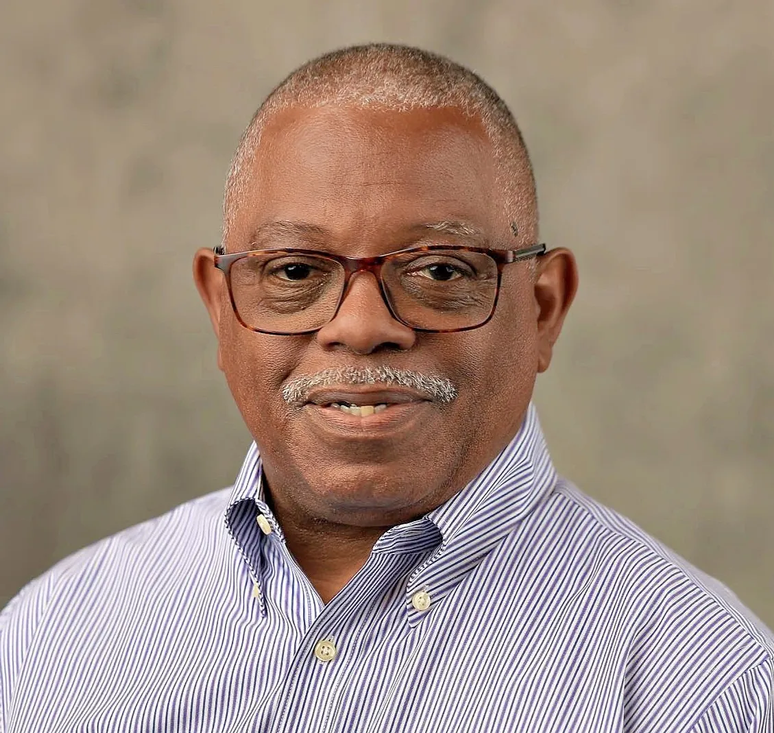 PAUL FOSTER headshot