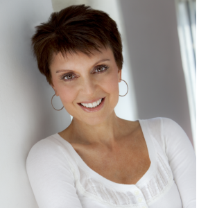 Margot Robinson headshot