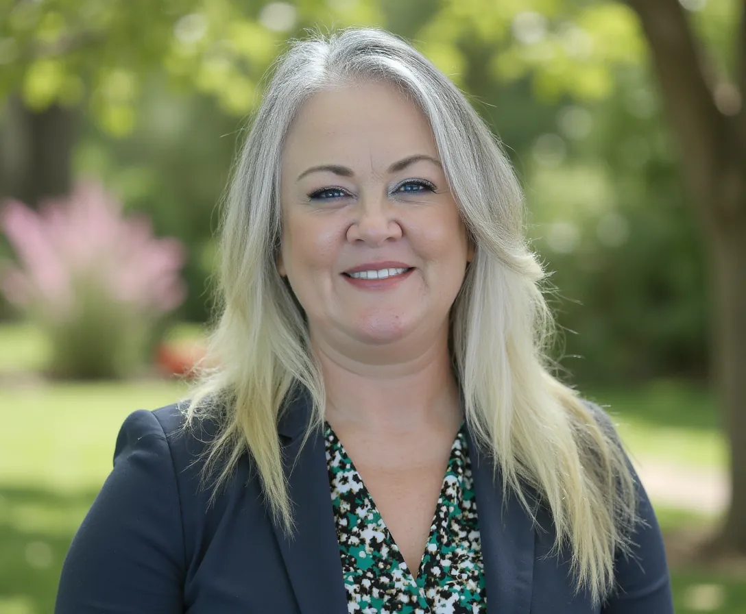Amy Patterson headshot