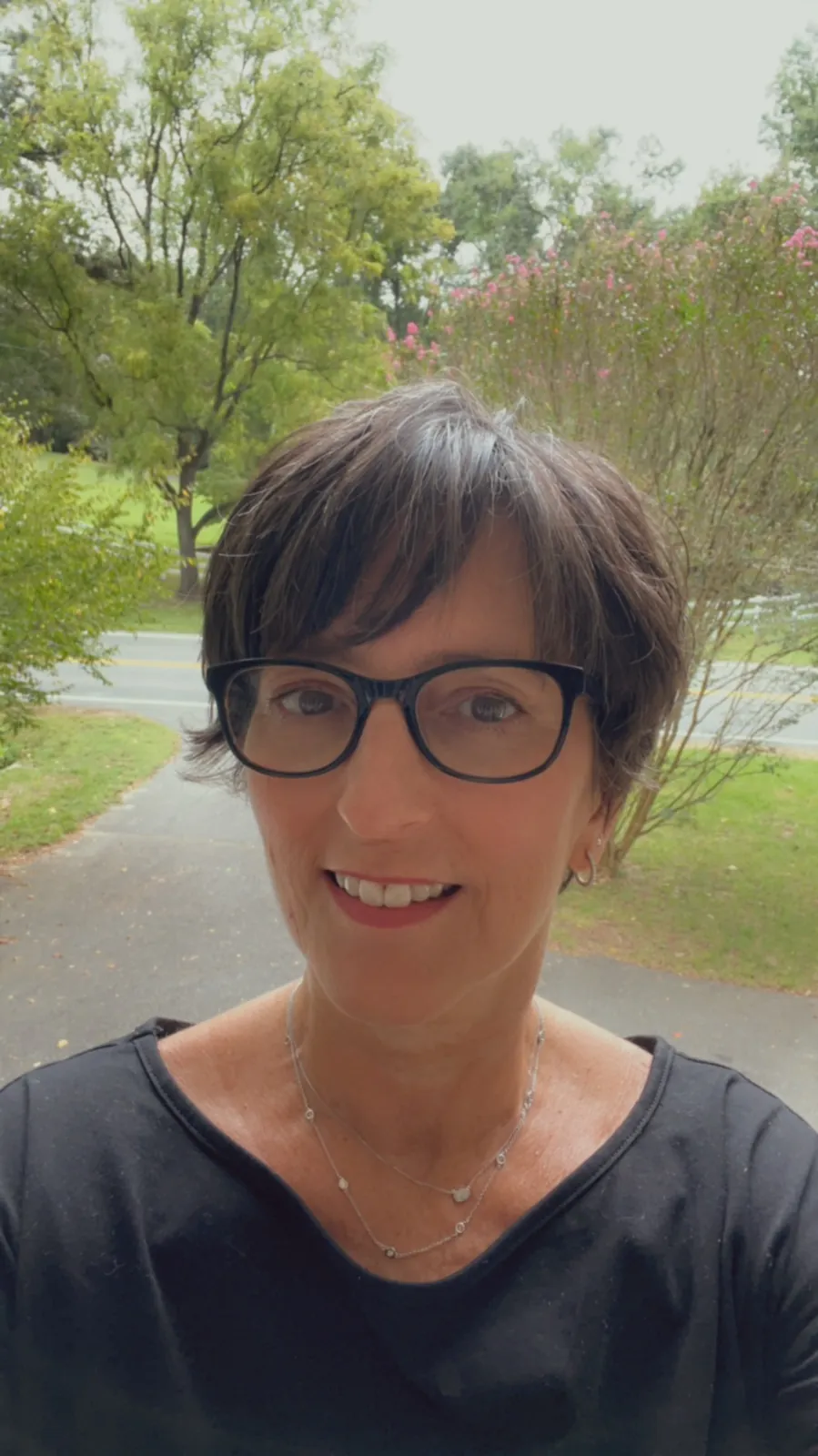 Karen Hodges headshot
