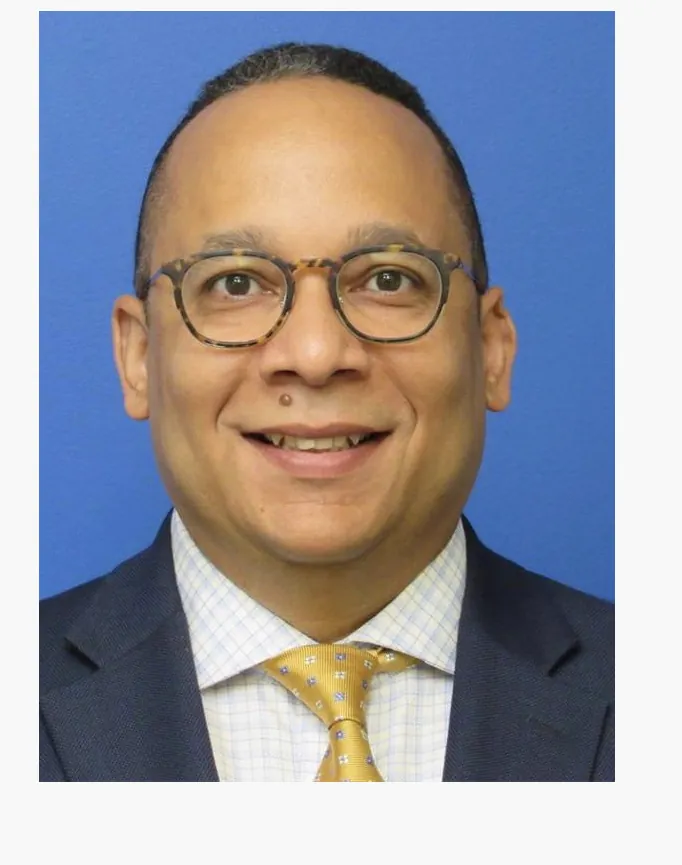 Fernando Ramirez headshot