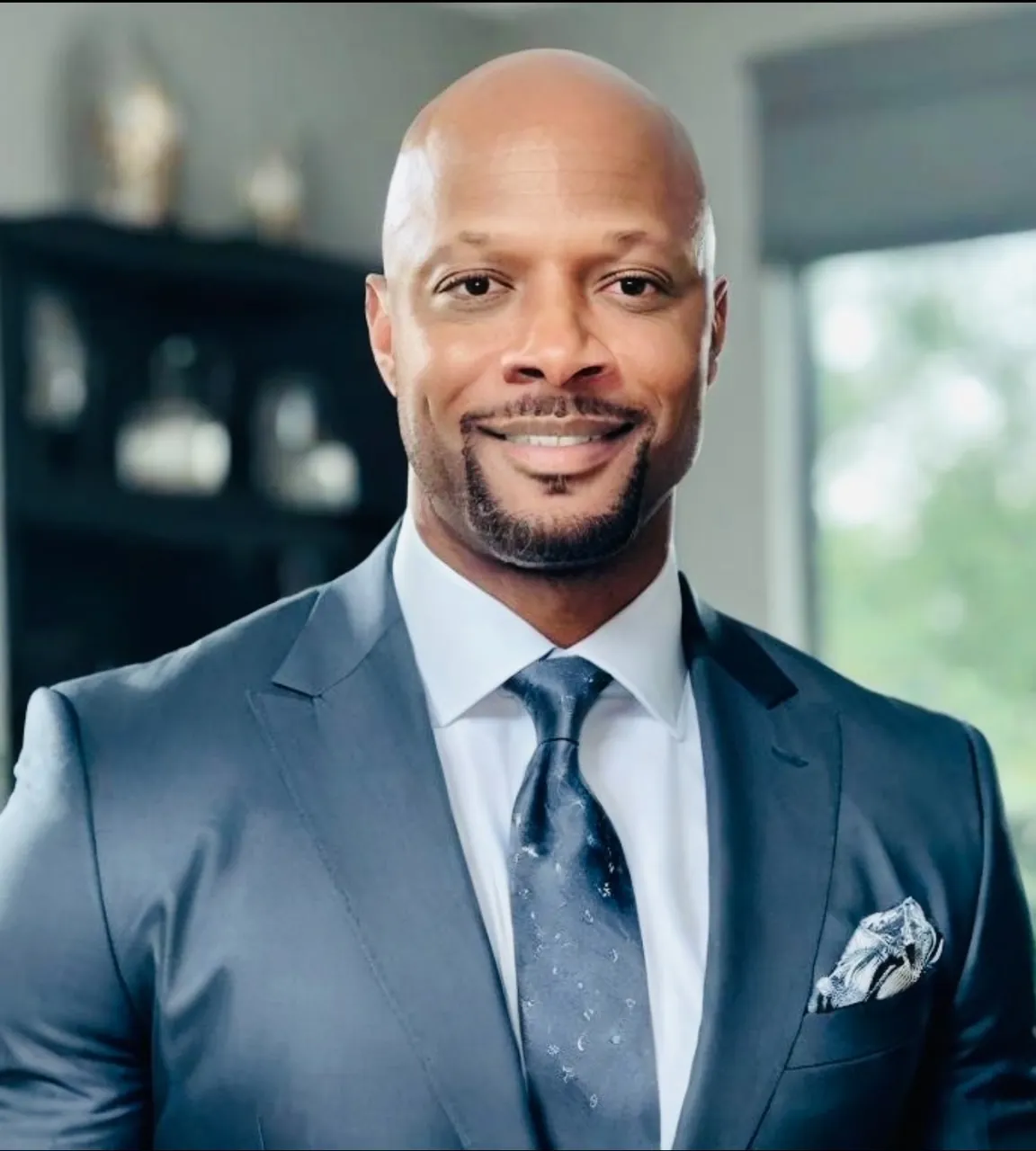Anthony Marshall Lee headshot