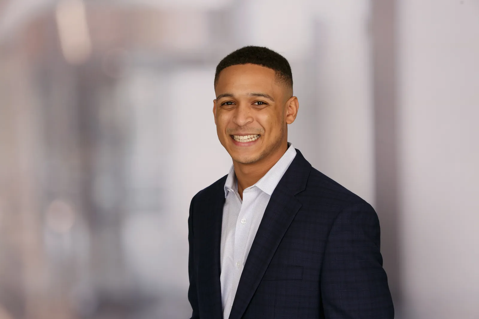 Justin Leigh headshot
