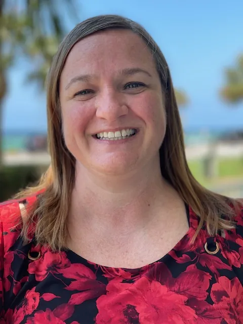 Melissa West headshot