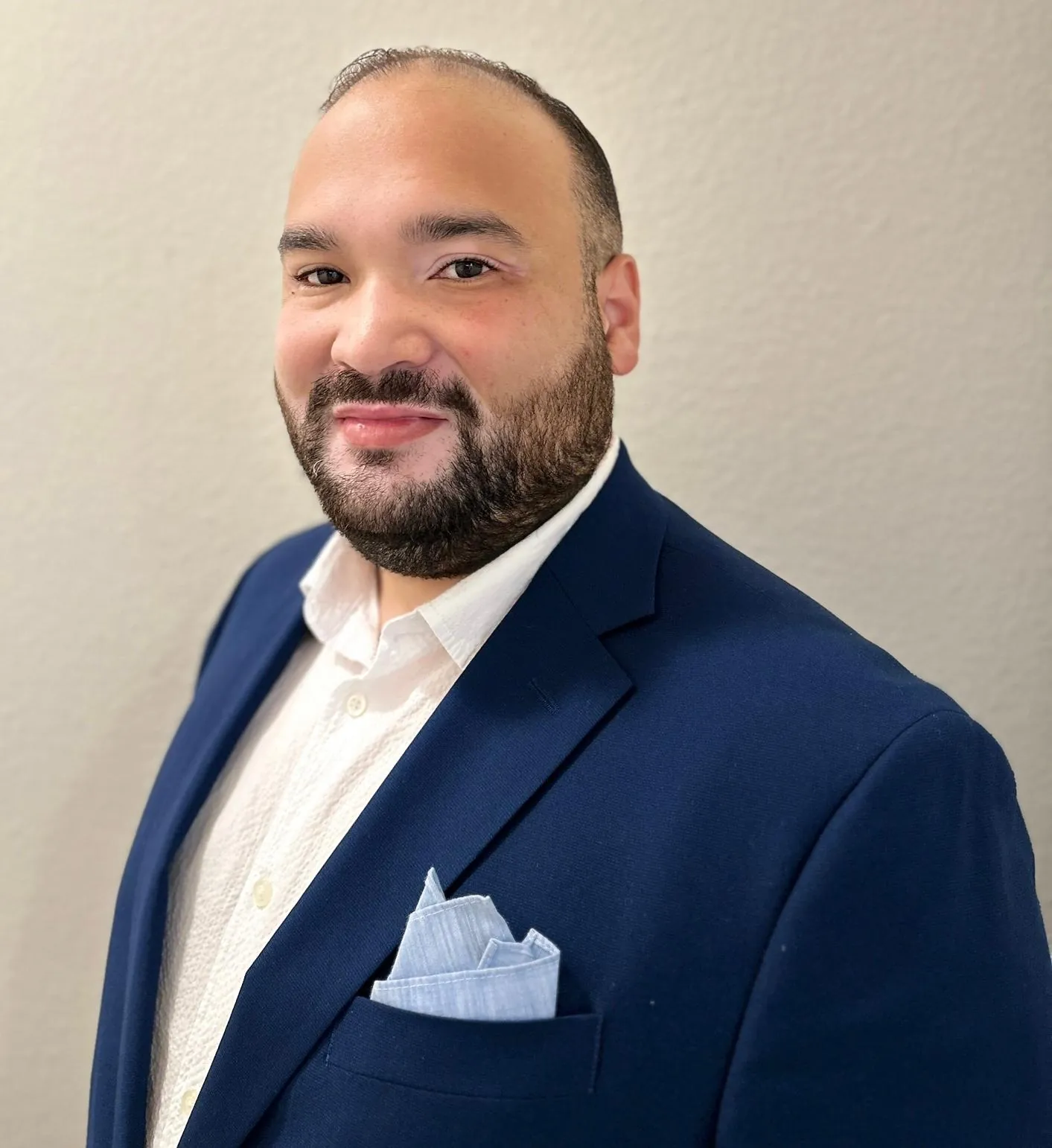 ALEXANDER CADAVID headshot