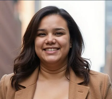 Ivette Pamela Moya-Gasca headshot