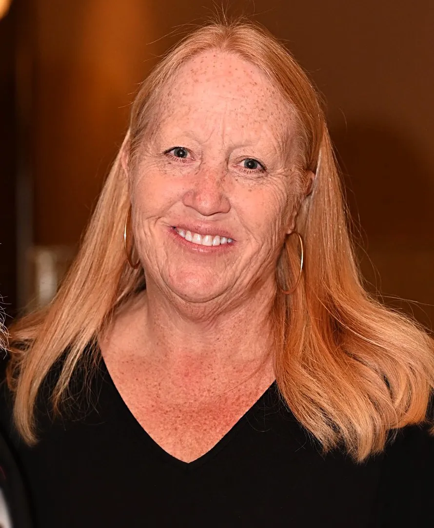 Diane Lynn Flatebo headshot