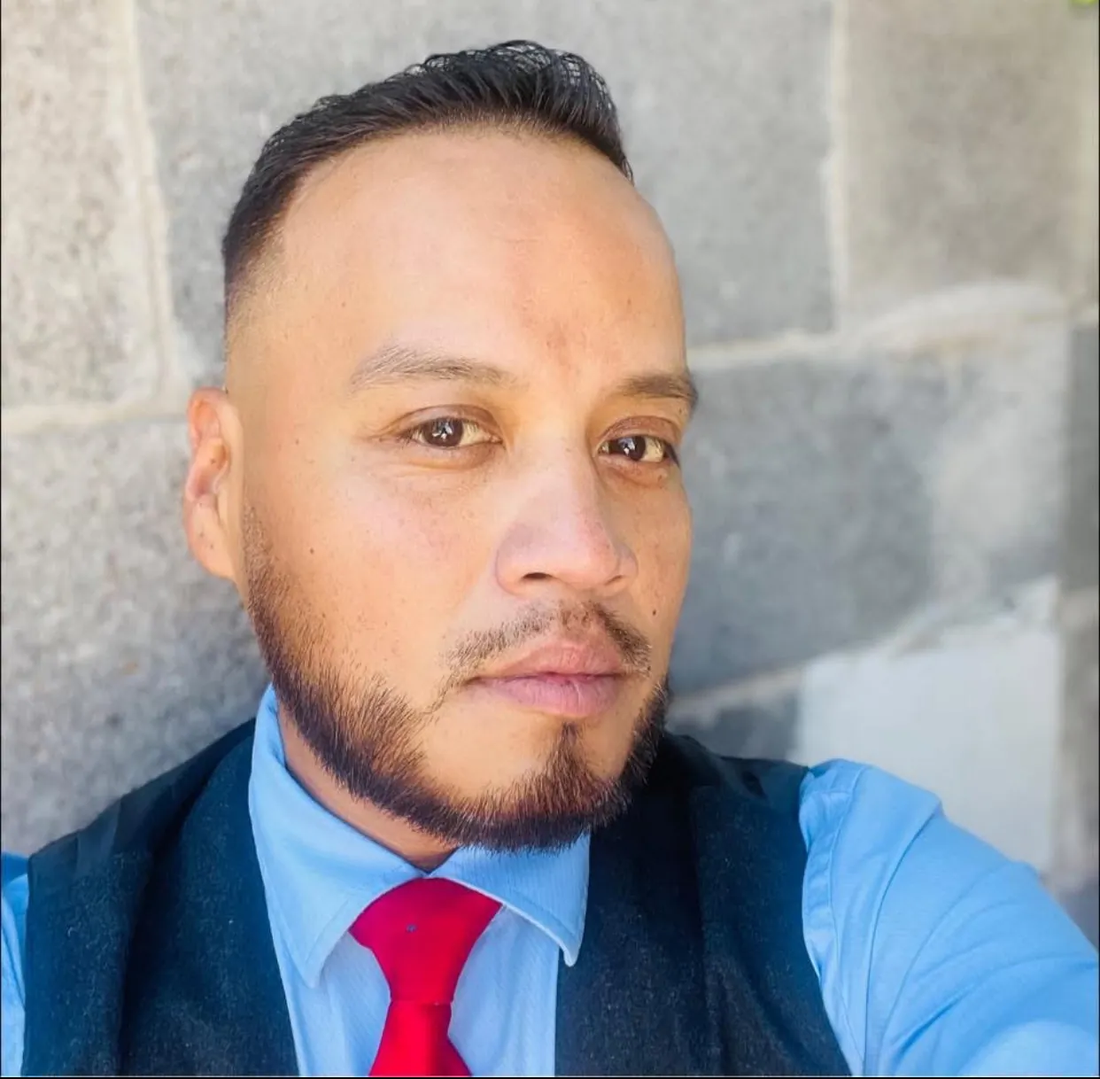 Jorge Becerril headshot
