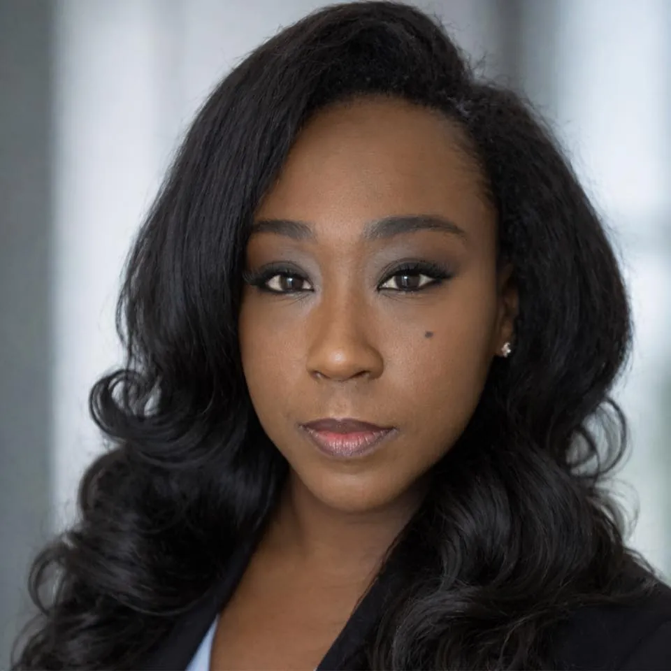 Monique Irwin headshot