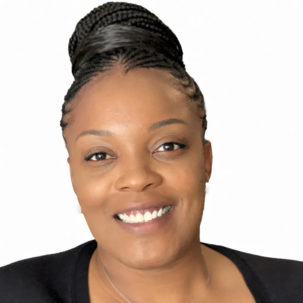 Martina Carter headshot