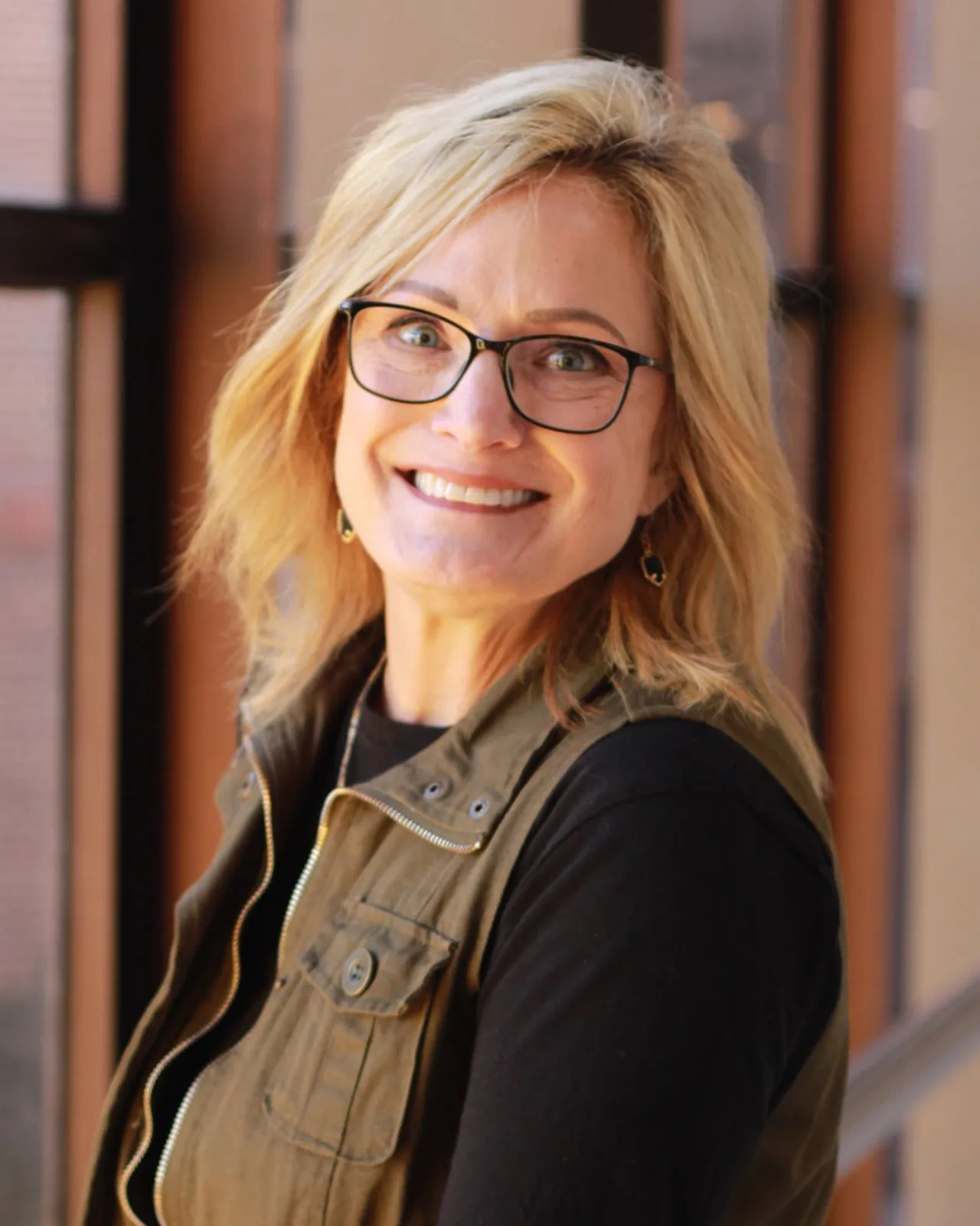 Shelley McBride headshot