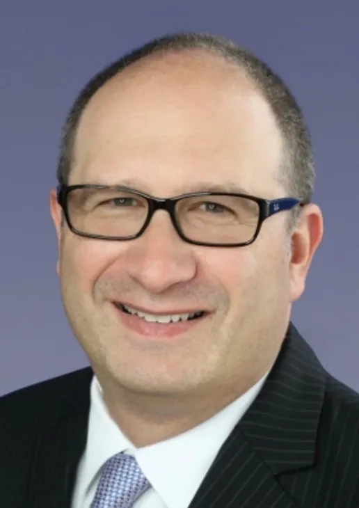 Steven Melletz headshot