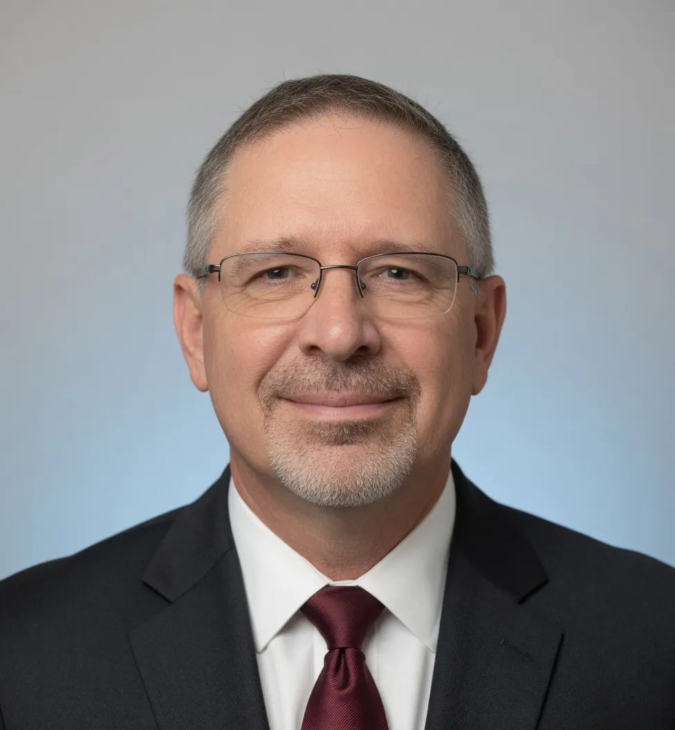 Jon Lessor headshot