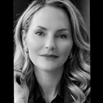 DENISE ADAMS headshot