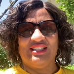 Farida Miller headshot