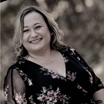 Galina Bratan headshot