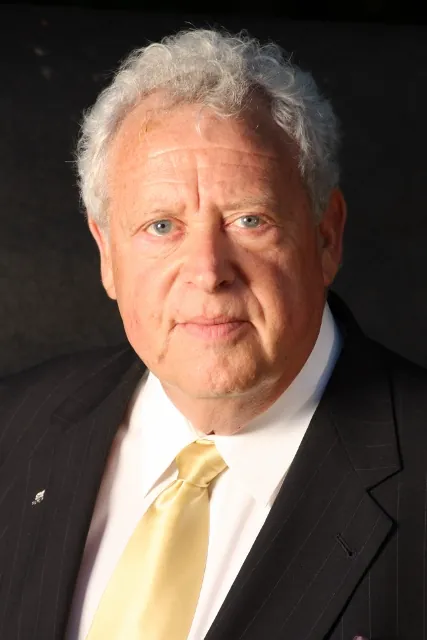 Gary A. Sund headshot