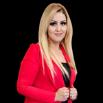 Claudia Rodriguez headshot