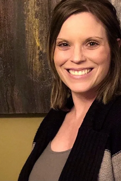 Tara Williams headshot