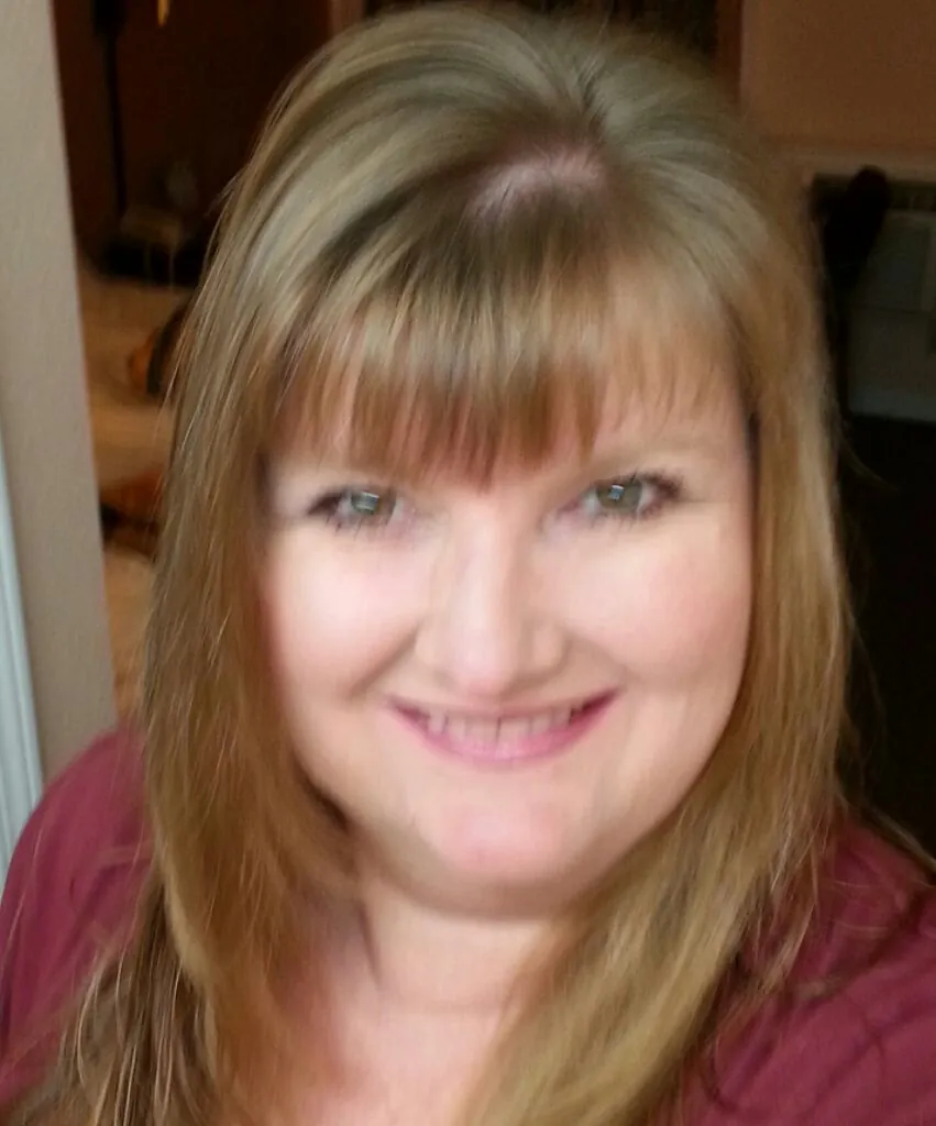 Kathy Henley headshot