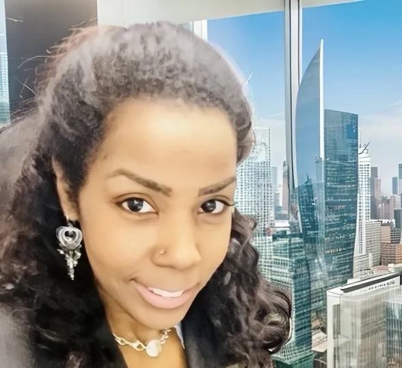 Devynn V. Campbell-Montes headshot