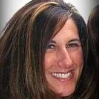 Shelly Connor headshot