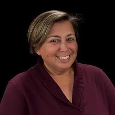 Jennifer Lynn Schmidt headshot