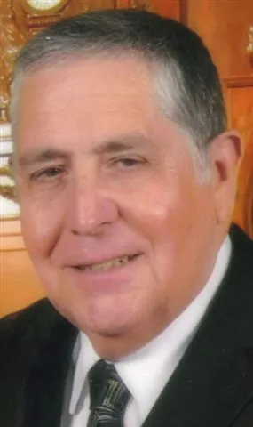 Foto de Louis M. De Cerda