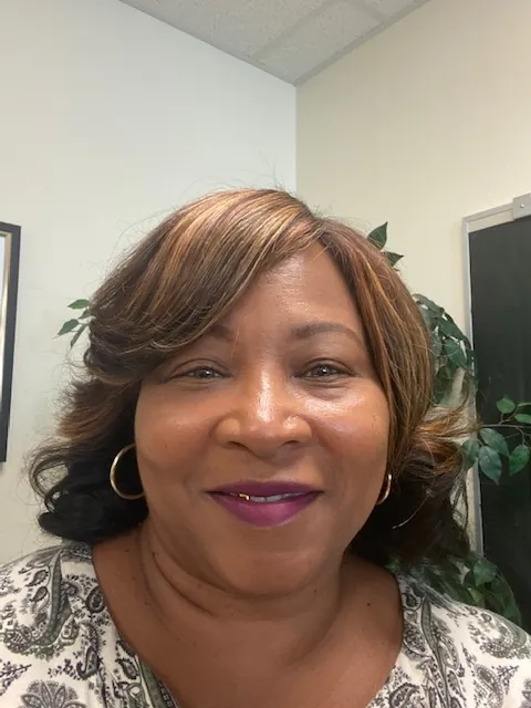 PAMELA BARNES headshot