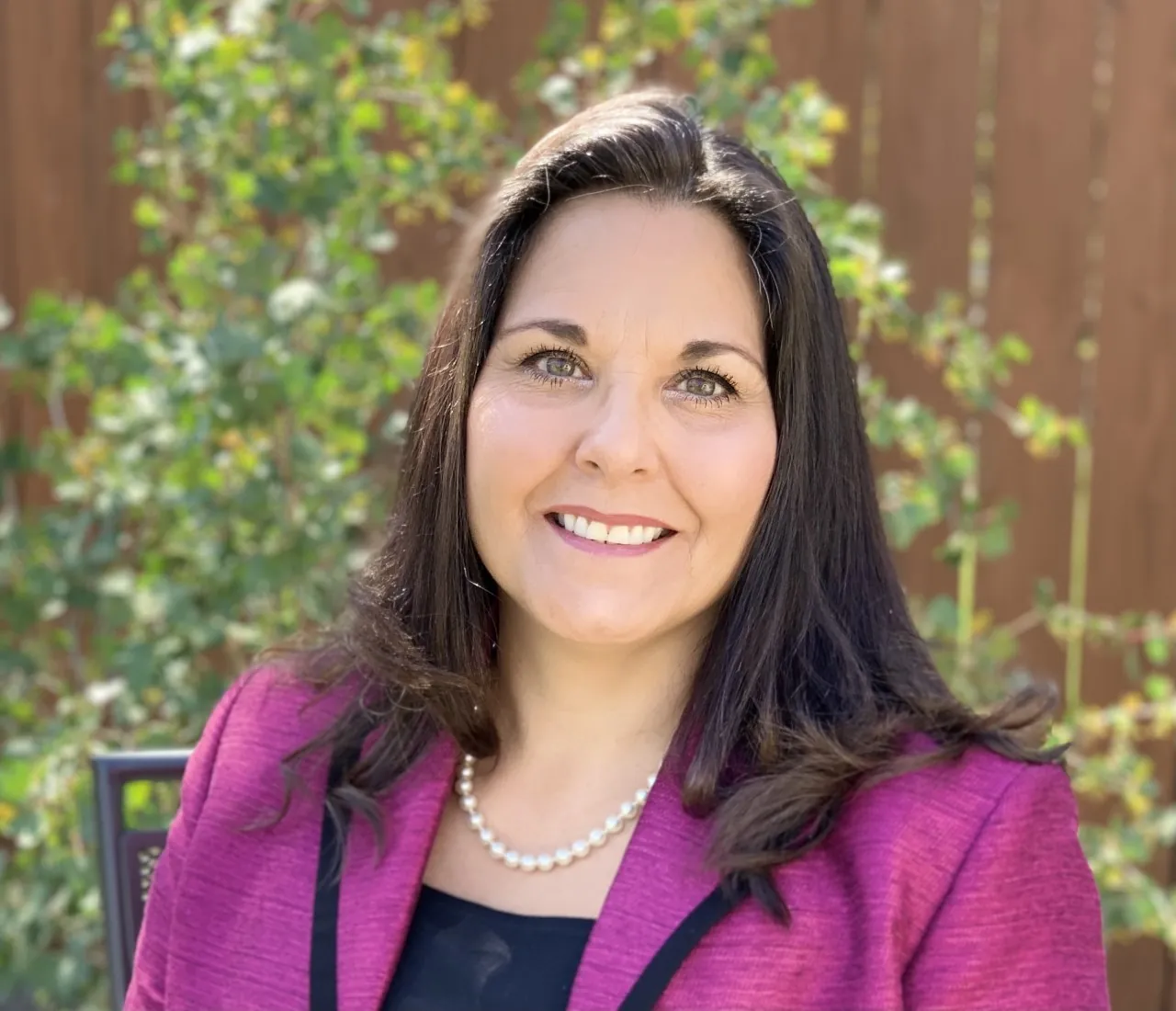 Gloria Ballard headshot