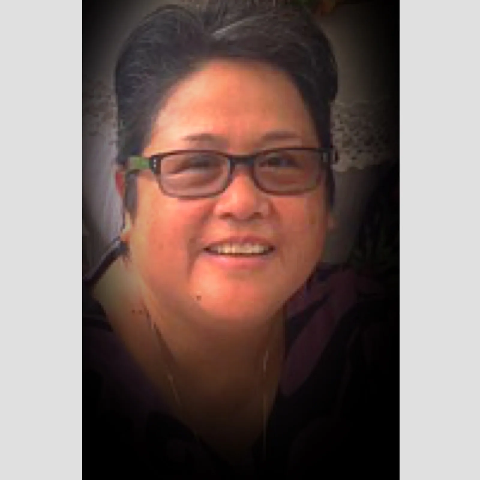 Lottie Tagupa headshot