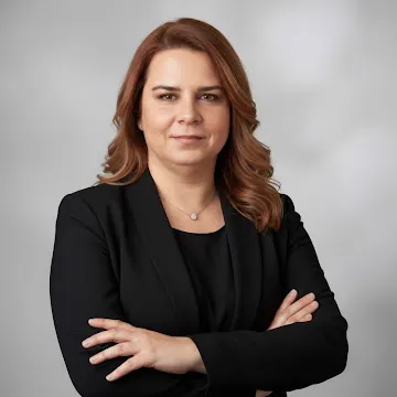 Grecia Quinones headshot