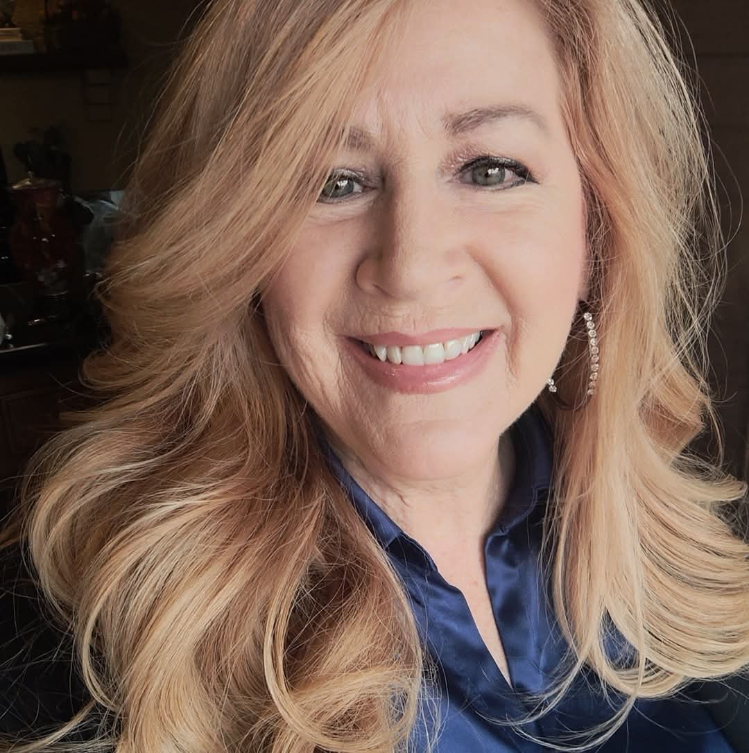 Robin L. May headshot