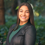 Delia Hernandez headshot